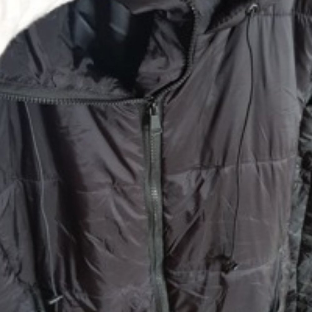 CHIC DOLLS Black Puffer Vest - Picture 9 of 10